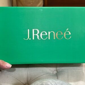 🔷 J RENEE HEELED SLIDES
NWT 🔷